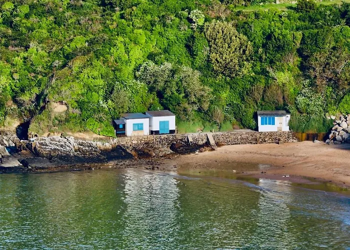 Les Courlis With Terrace Overlooking Carteret Marina Lägenhet Barneville-Carteret
